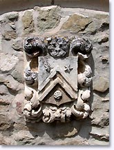 Chateauneuf de Mazenc, coat of arms engraved on a stone wall, click to enlarge