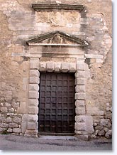 La Garde Adhemar, ancient door