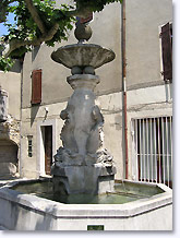 Mirabel aux Baronnies, fountain
