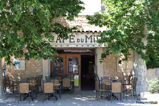 La Celle, le Café du Midi