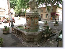 Cotignac, fountain