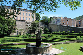 Entrecasteaux, castle and Lenotre garden
