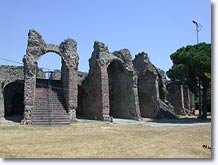 Fréjus - arène romaine