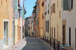 Le Muy, typical street