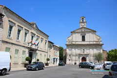 Bedarrides, square, church and city-hall