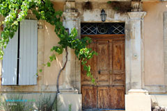 Lagnes, typical door