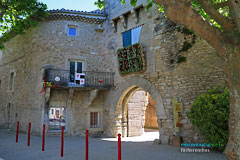 Richerenches, medieval gate