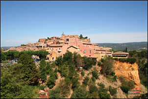 Roussillon, the village