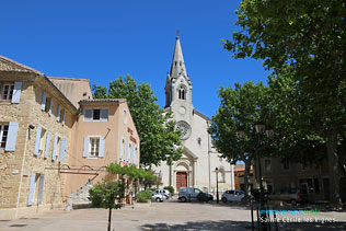 Sainte Cecile les Vignes, church