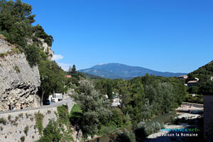 Vaison la Romaine, swim in the Ouveze river with Mont Ventoux in the background
